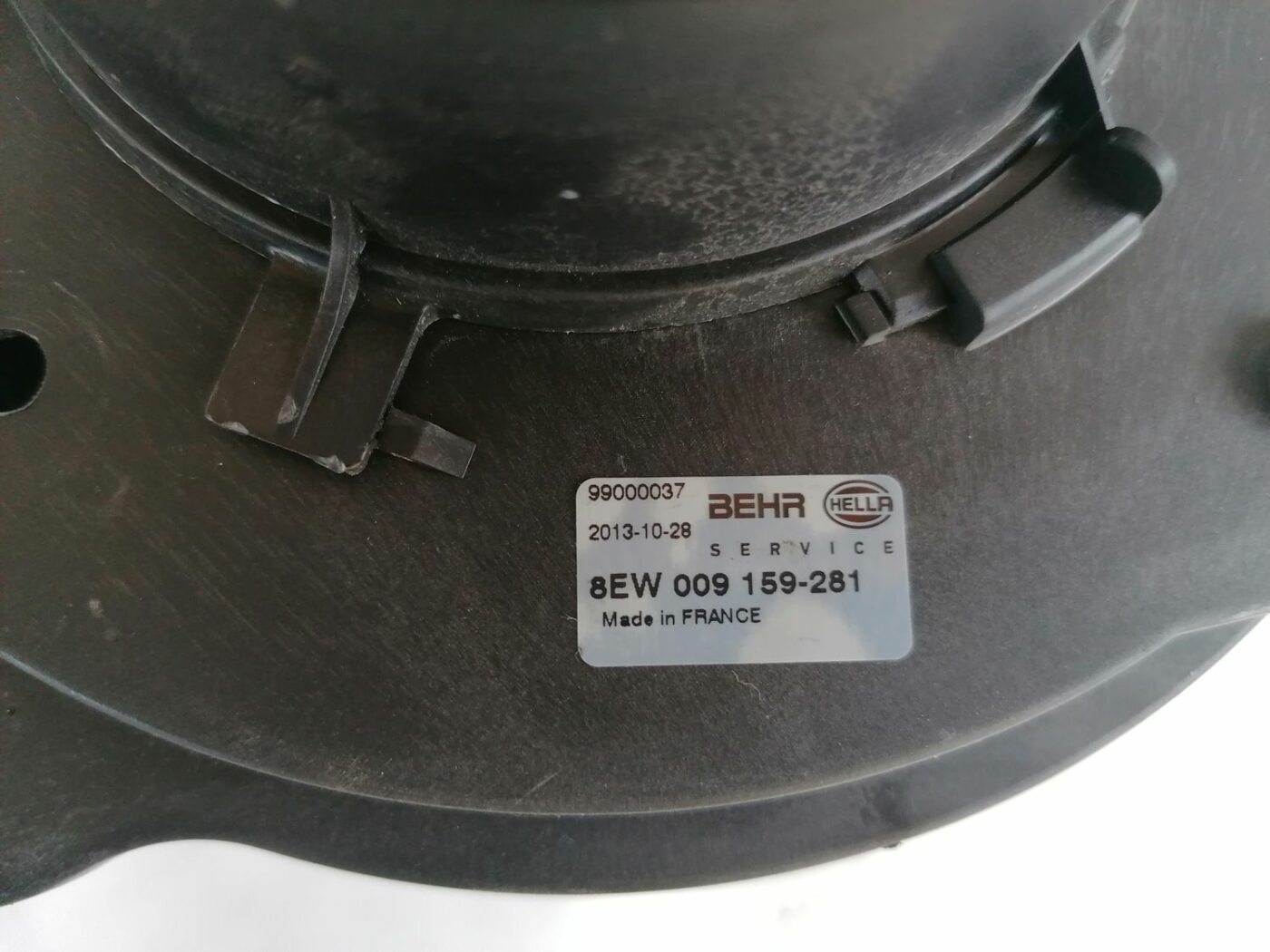 Salona ventilators priekš VOLVO V70 2000