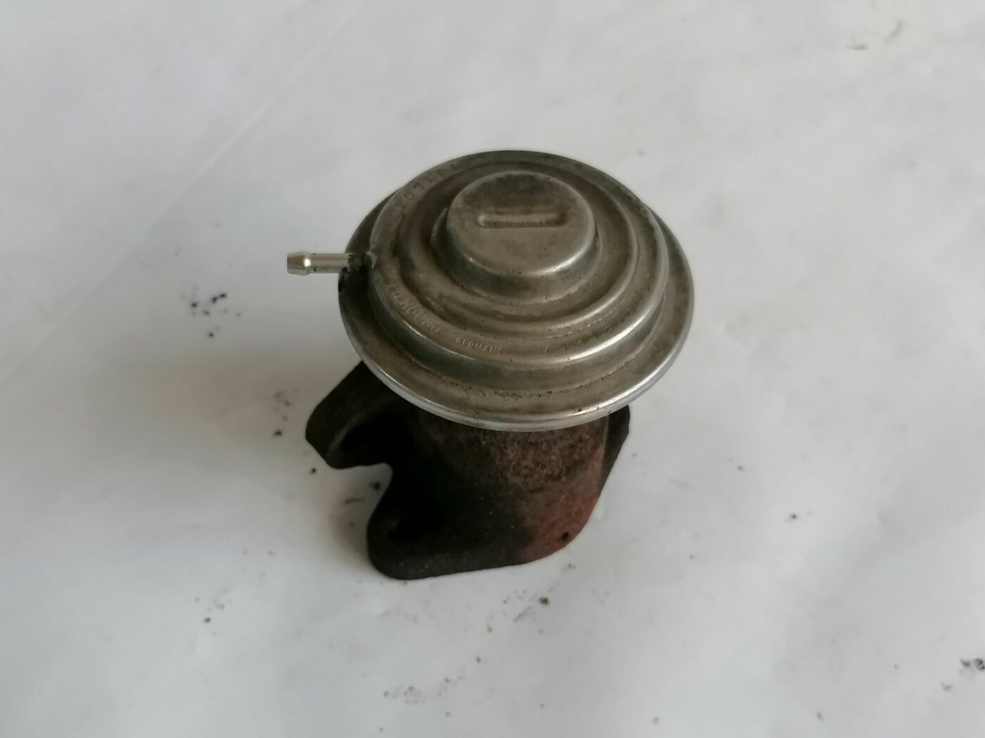 EGR vārsts priekš VOLVO V70 2000 3 EGR vārsts priekš VOLVO V70 2000