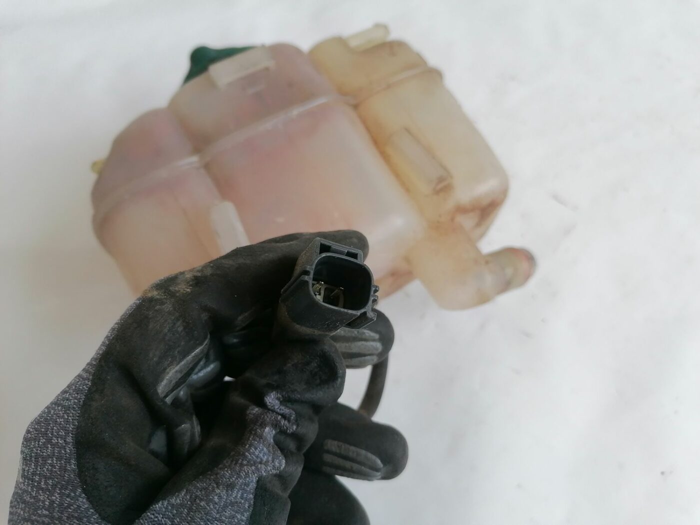 Dzesēšanas šķidruma tvertne priekš VOLVO V70 2000 5 Dzesēšanas šķidruma tvertne priekš VOLVO V70 2000