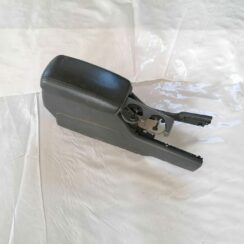 Centrālās konsoles apdares lielākā daļa priekš VOLVO V70 2000