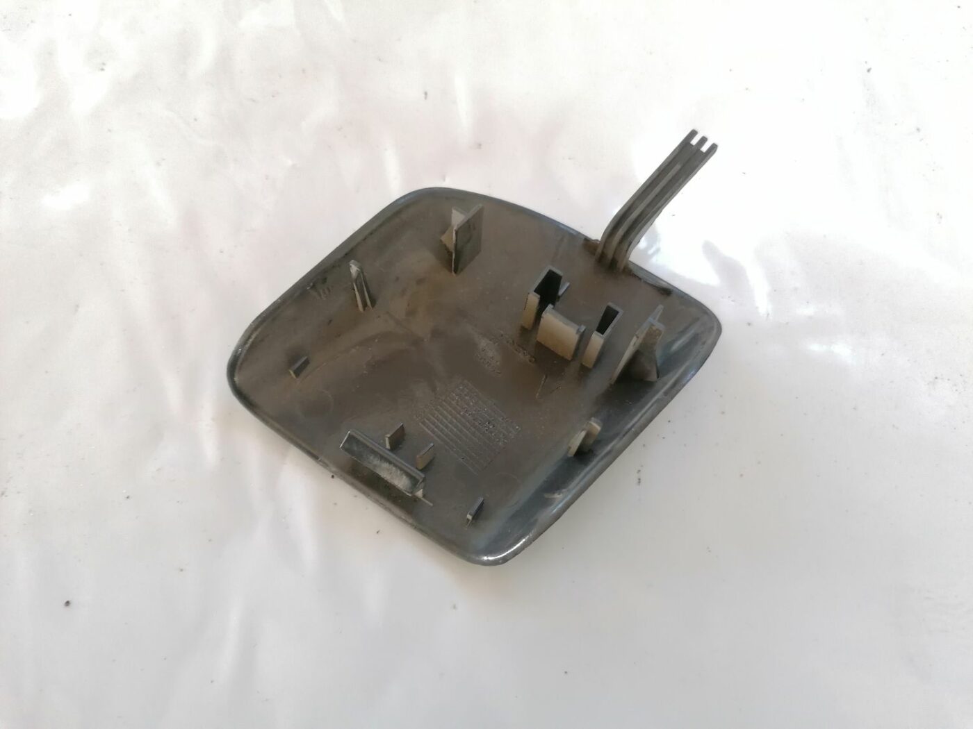 Salona apdares uzlika priekš VOLVO V70 2000 4 Salona apdares uzlika priekš VOLVO V70 2000