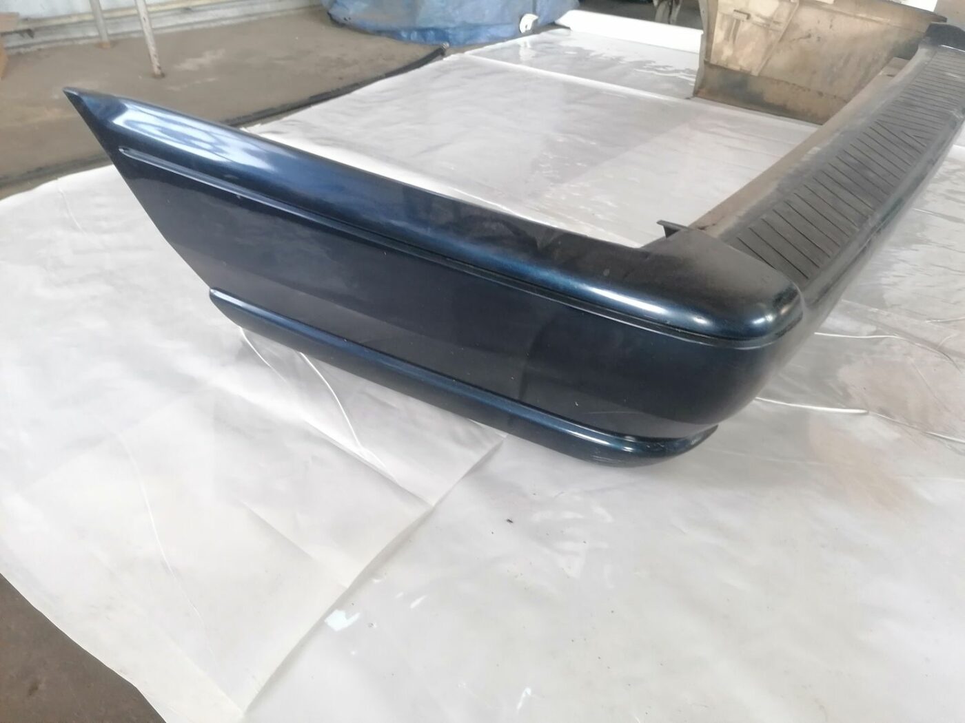 Aizmugures buferis priekš VOLVO V70 2000 8 Aizmugures buferis priekš VOLVO V70 2000