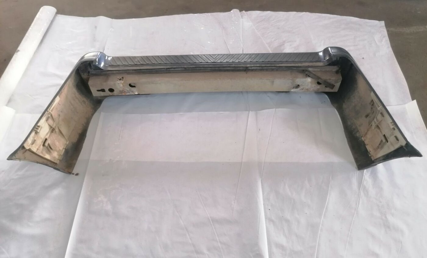 Aizmugures buferis priekš VOLVO V70 2000 7 Aizmugures buferis priekš VOLVO V70 2000