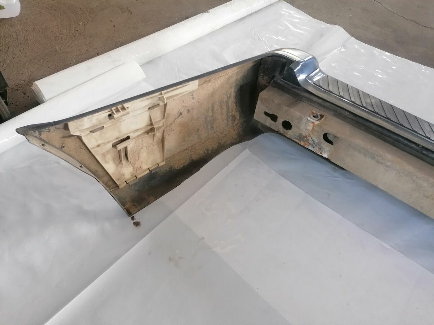 Aizmugures buferis priekš VOLVO V70 2000 6 Aizmugures buferis priekš VOLVO V70 2000