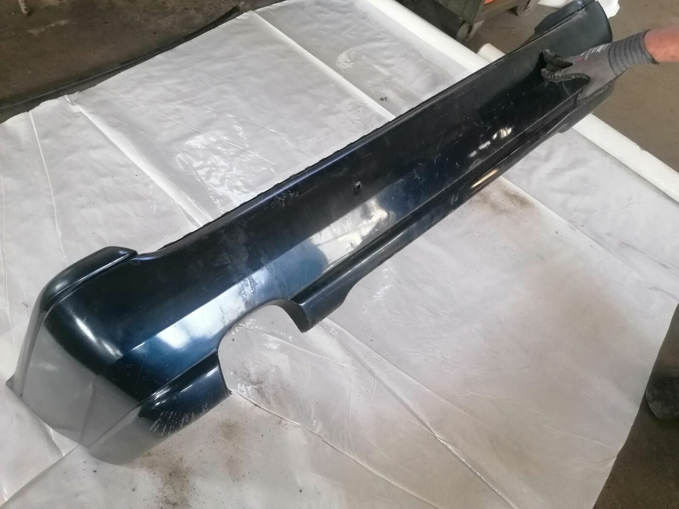 Aizmugures buferis priekš VOLVO V70 2000 3 Aizmugures buferis priekš VOLVO V70 2000