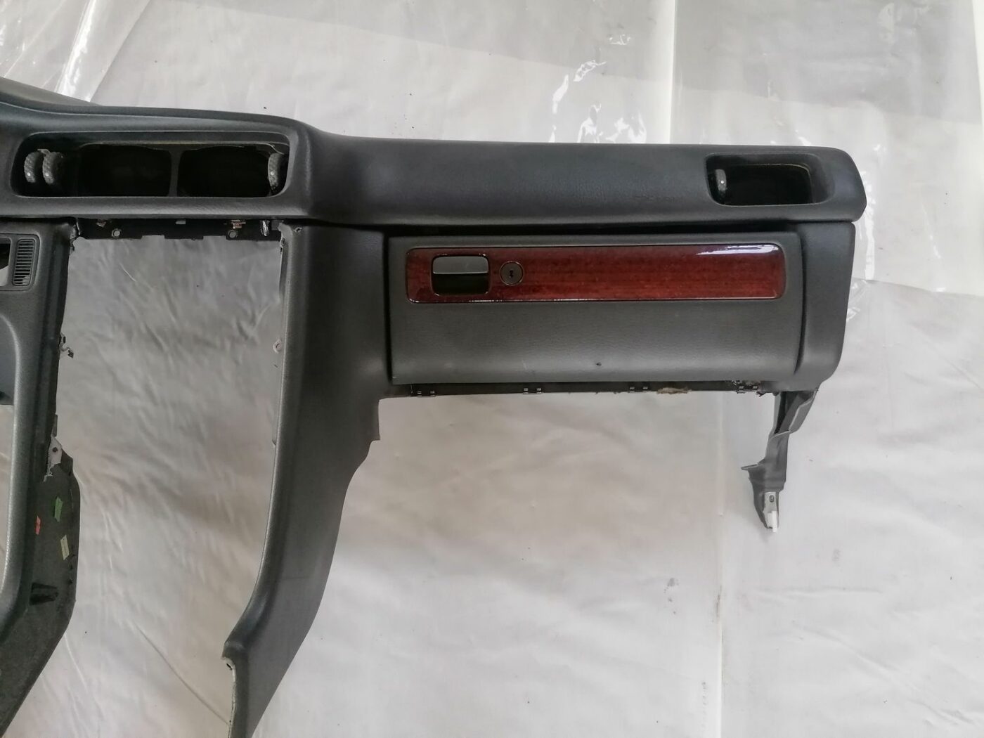 Mērinstrumentu panelis priekš VOLVO V70 2000 14 Mērinstrumentu panelis priekš VOLVO V70 2000