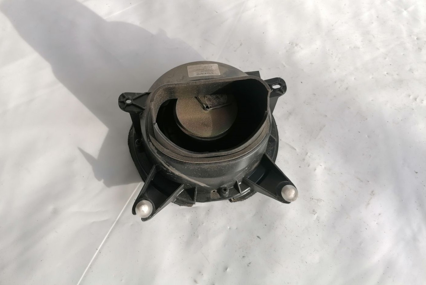 Durvju skaļrunis, apakšā priekš VOLVO V70 2000 2 Durvju skaļrunis, apakšā priekš VOLVO V70 2000