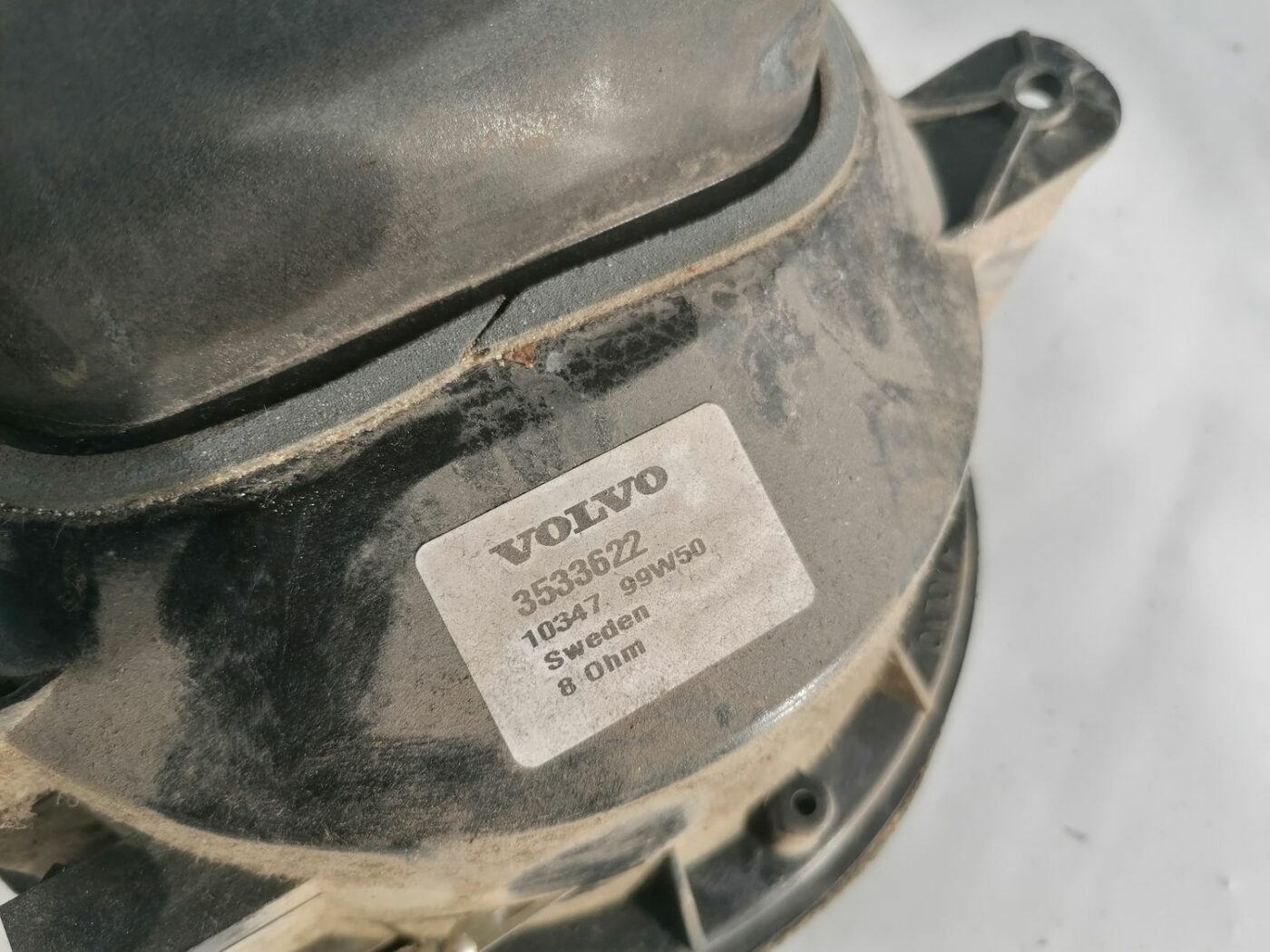 Durvju skaļrunis, apakšā priekš VOLVO V70 2000 3 Durvju skaļrunis, apakšā priekš VOLVO V70 2000