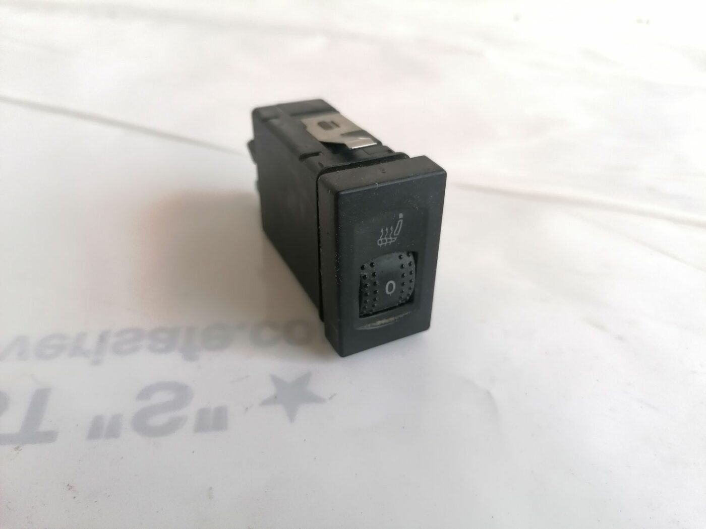 Sēdekļa apsildes ieslēgšanas poga priekš VW PASSAT 2003 UNIVERSAL BLUE 2 Sēdekļa apsildes ieslēgšanas poga priekš VW PASSAT 2003 UNIVERSAL BLUE