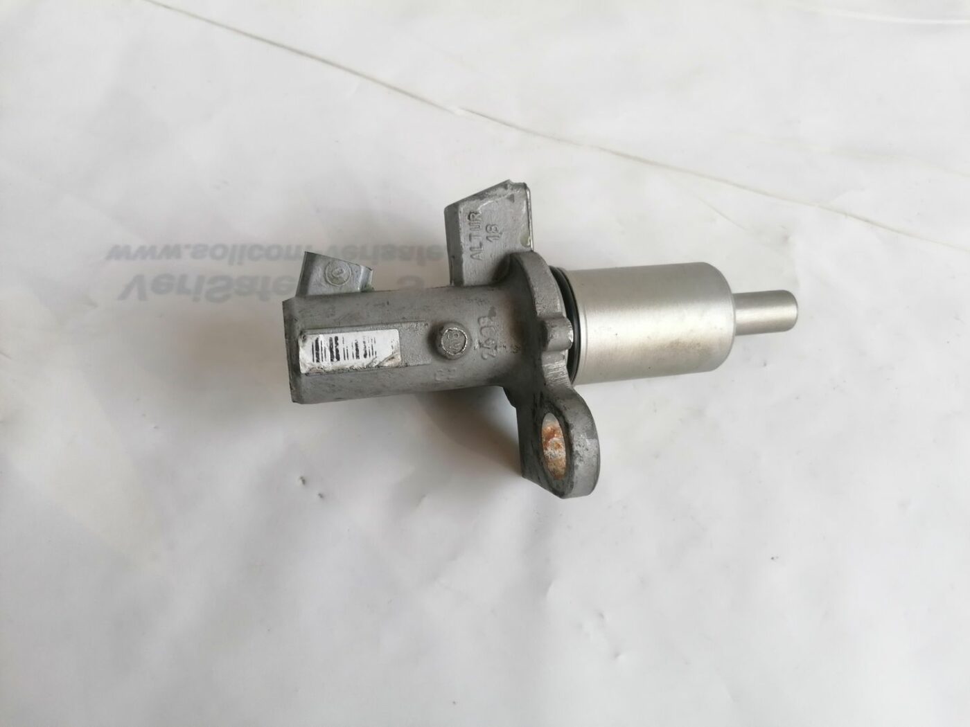 Bremžu pastiprinātāja galvenais cilindrs priekš VW PASSAT 2003 UNIVERSAL BLUE