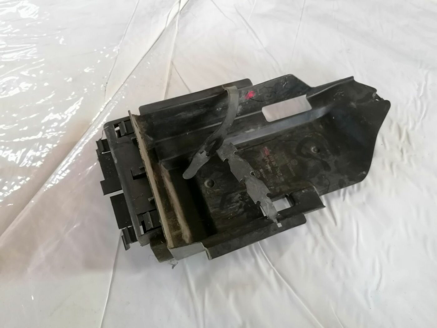 Bagāžnieka nodalījuma paliktnis priekš VW PASSAT 2003 UNIVERSAL BLUE 1 Bagāžnieka nodalījuma paliktnis priekš VW PASSAT 2003 UNIVERSAL BLUE