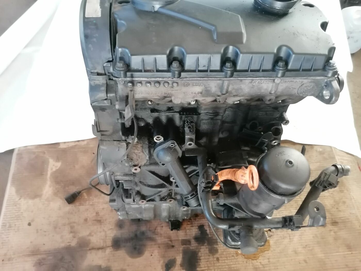 Dzinējs priekš VW PASSAT 2003 UNIVERSAL BLUE