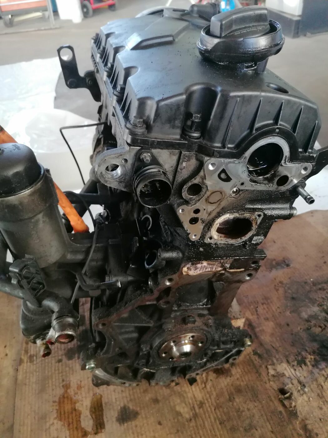 Dzinējs priekš VW PASSAT 2003 UNIVERSAL BLUE