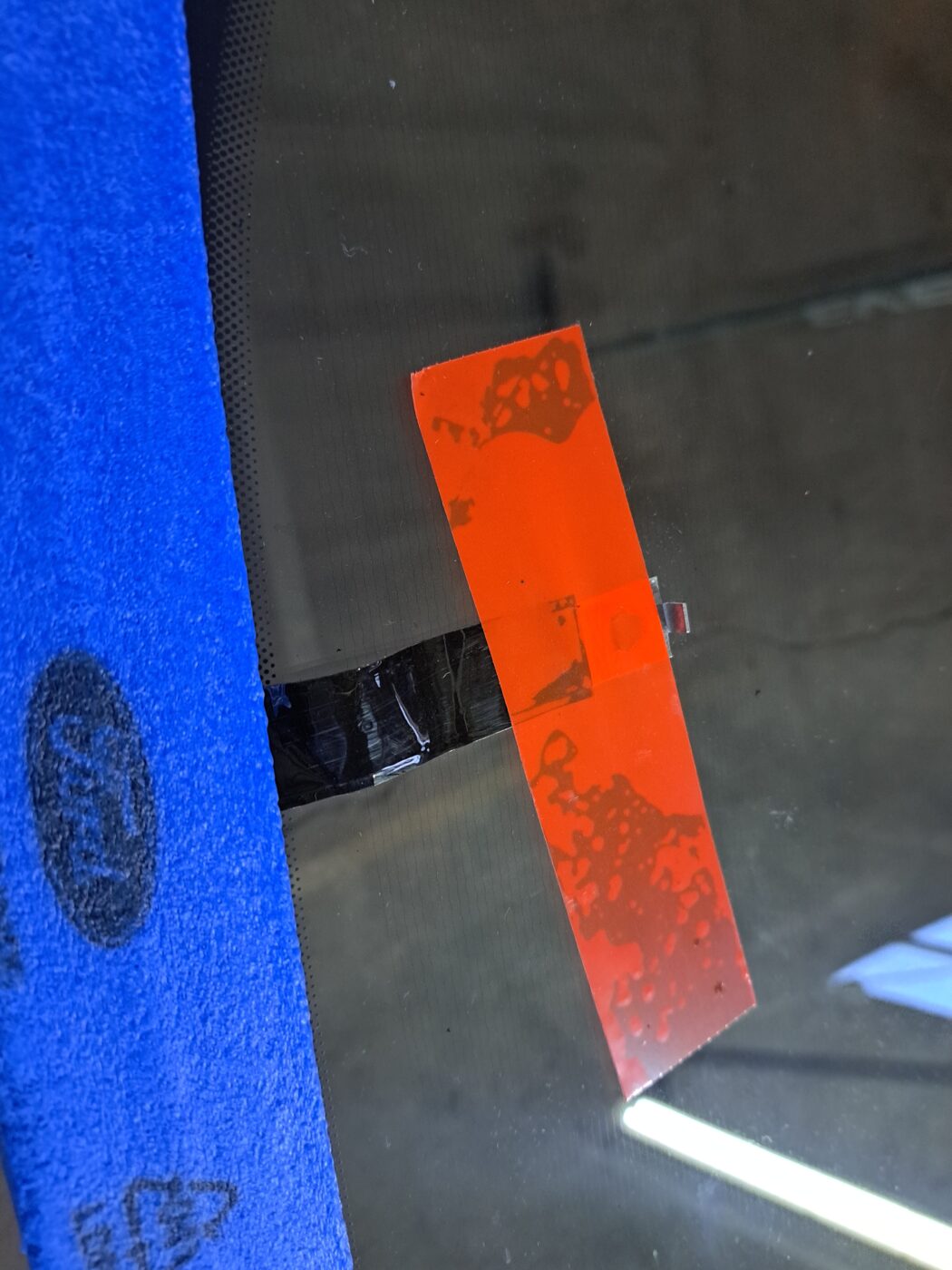 Vējstikls ar iekšējo apsildi priekš FORD TRANSIT 2020