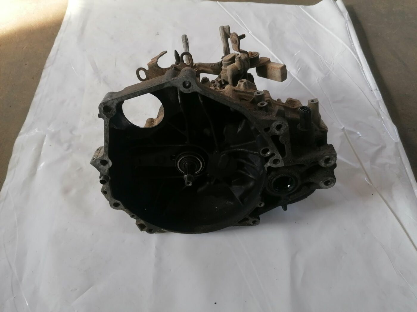 Mehāniska pārnesumkārba priekš HONDA CIVIC 2004 1 Mehāniska pārnesumkārba priekš HONDA CIVIC 2004