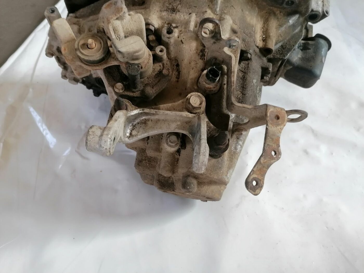 Mehāniska pārnesumkārba priekš HONDA CIVIC 2004 8 Mehāniska pārnesumkārba priekš HONDA CIVIC 2004