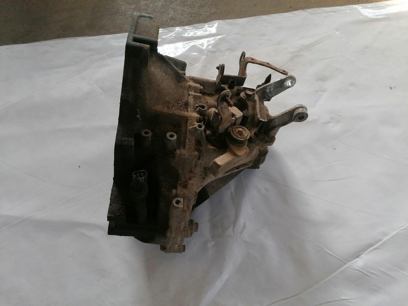 Mehāniska pārnesumkārba priekš HONDA CIVIC 2004 7 Mehāniska pārnesumkārba priekš HONDA CIVIC 2004