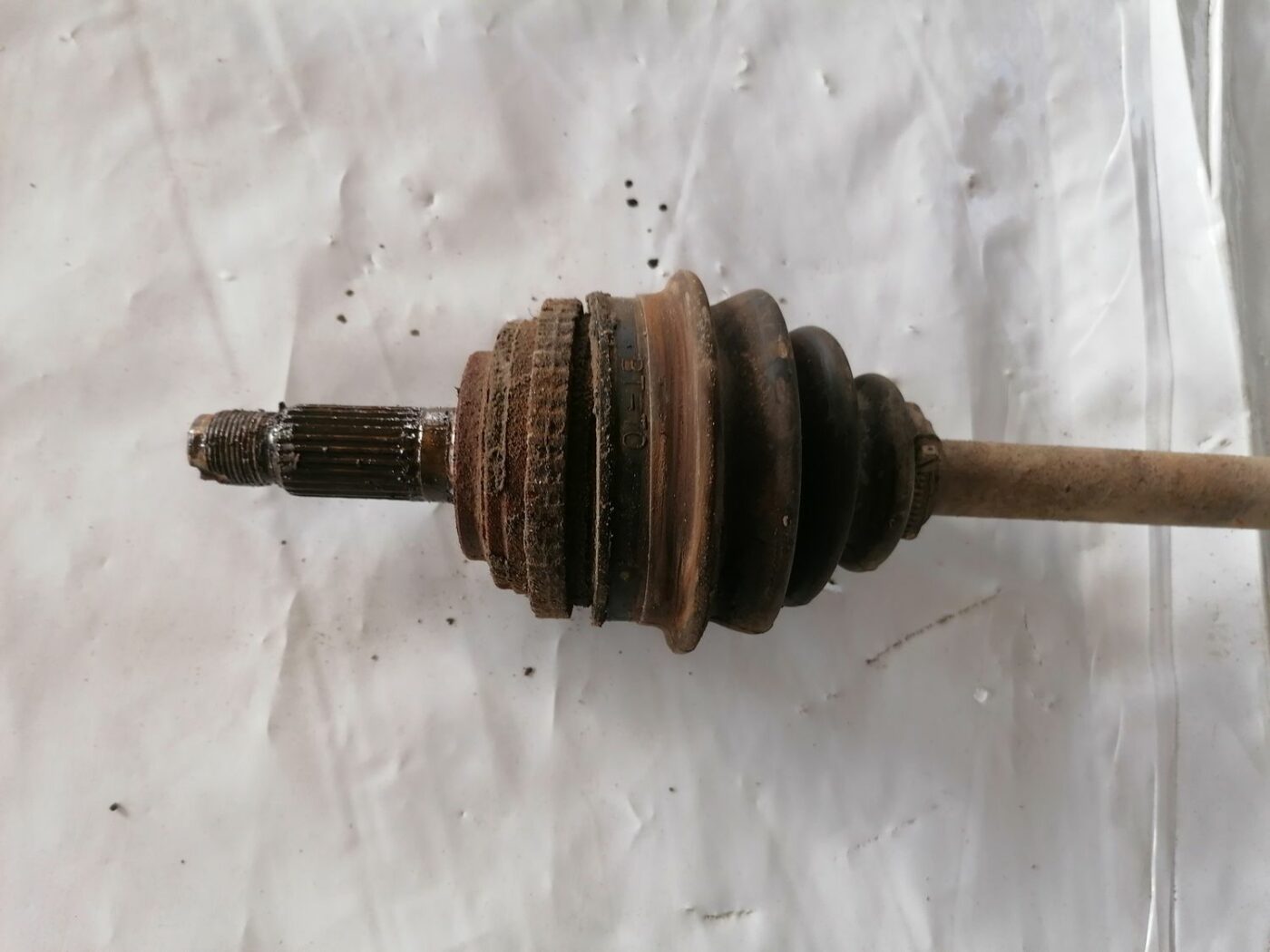 Pusass priekšēja labā priekš HONDA CIVIC 2004 2 Pusass priekšēja labā priekš HONDA CIVIC 2004