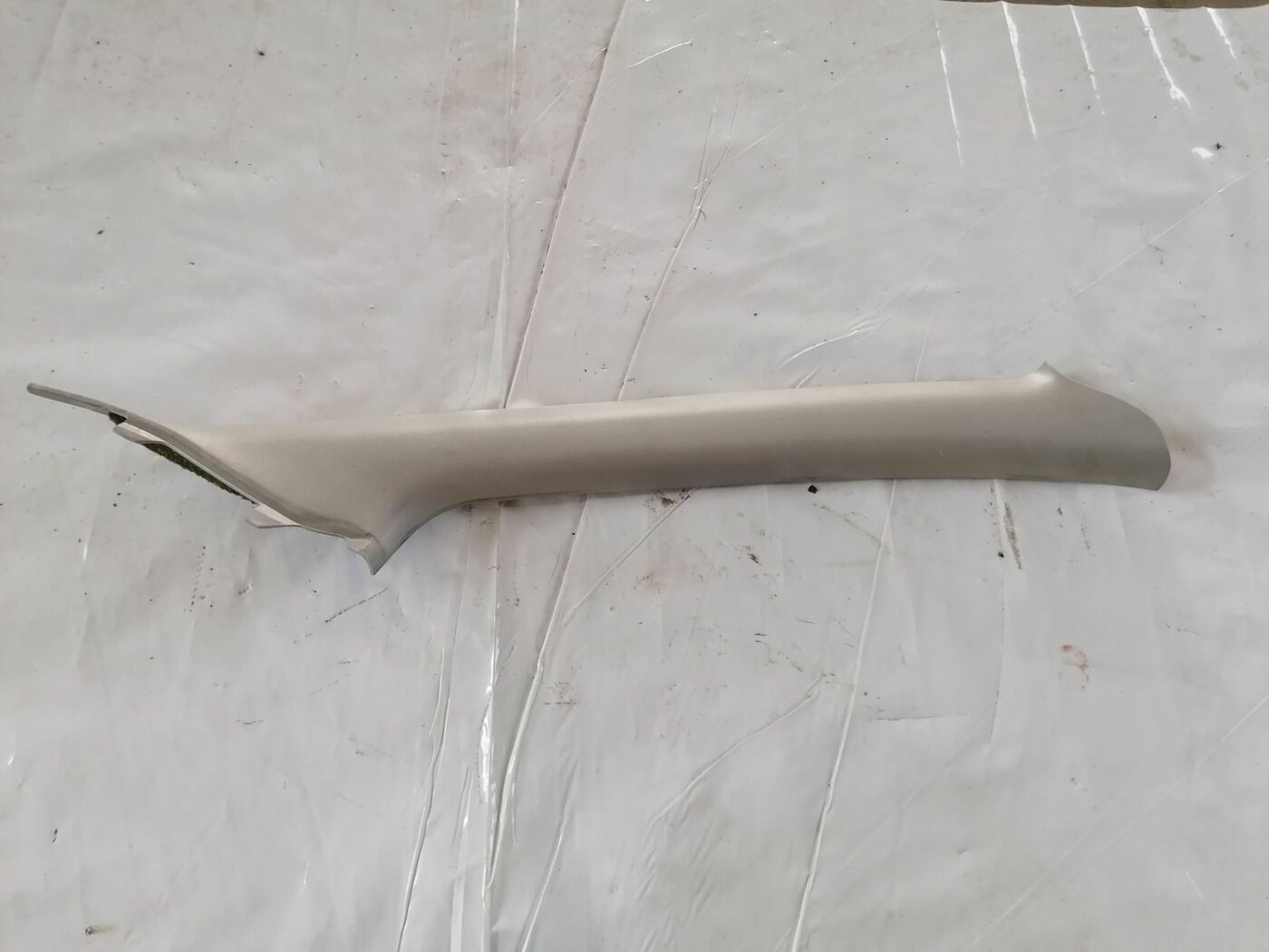 Priekšējas salona statnes apdare priekš HONDA CIVIC 2004