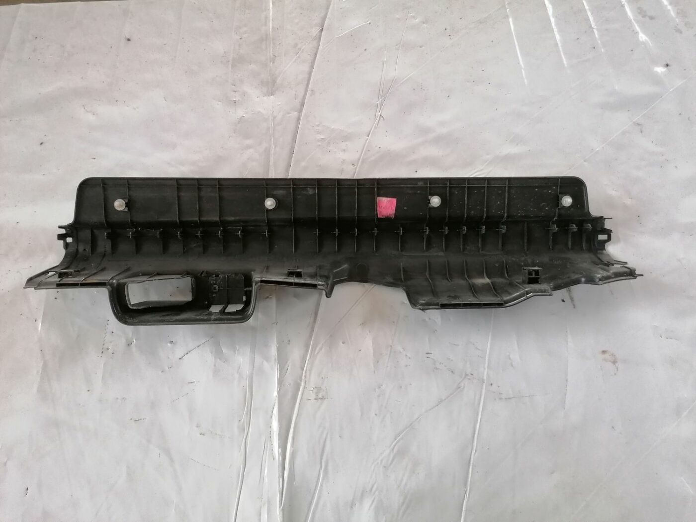 Sliekšņa priekšēja kreisa uzlika (salonā) priekš HONDA CIVIC 2004 4 Sliekšņa priekšēja kreisa uzlika (salonā) priekš HONDA CIVIC 2004