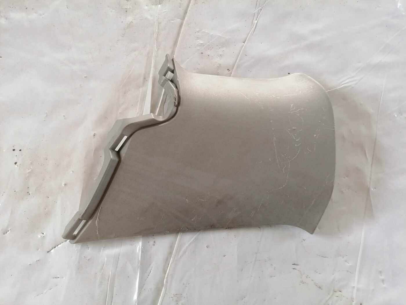 Aizmugurējas salona statnes apdare priekš HONDA CIVIC 2004 2 Aizmugurējas salona statnes apdare priekš HONDA CIVIC 2004