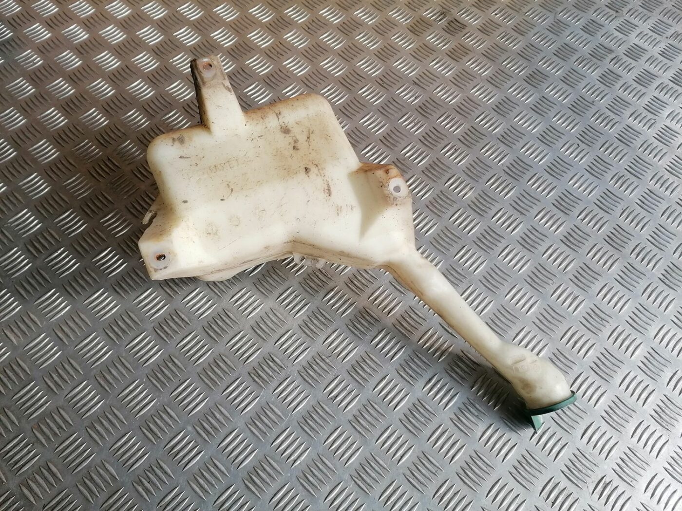 Mazgātāja šķidruma tvertne priekš HONDA CIVIC 2004