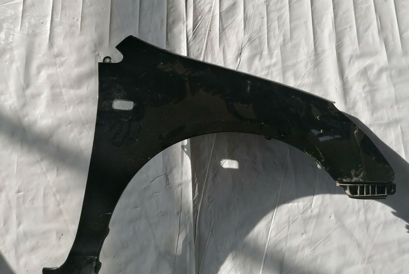 Priekšējais labais spārns priekš HONDA CIVIC 2004