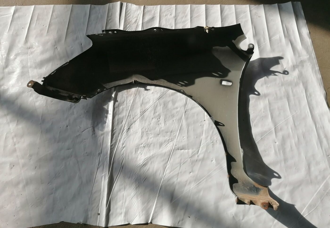 Priekšējais labais spārns priekš HONDA CIVIC 2004