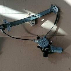 Stikla pacelšanas mehānisms priekšējais kreisais priekš HONDA ACCORD 2003 SILVER