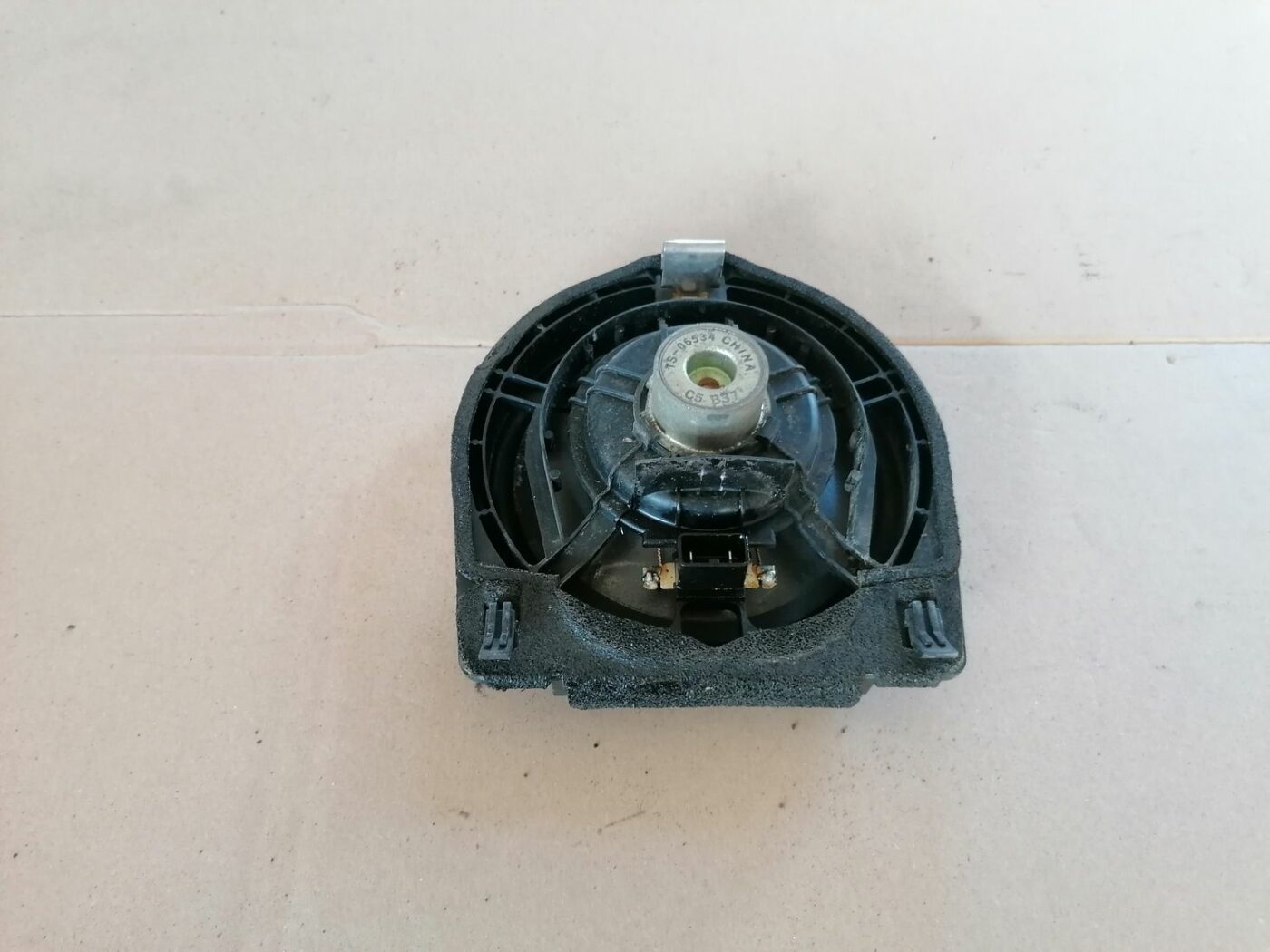 Durvju skaļrunis, apakšā priekš HONDA ACCORD 2003 SILVER 5 Durvju skaļrunis, apakšā priekš HONDA ACCORD 2003 SILVER