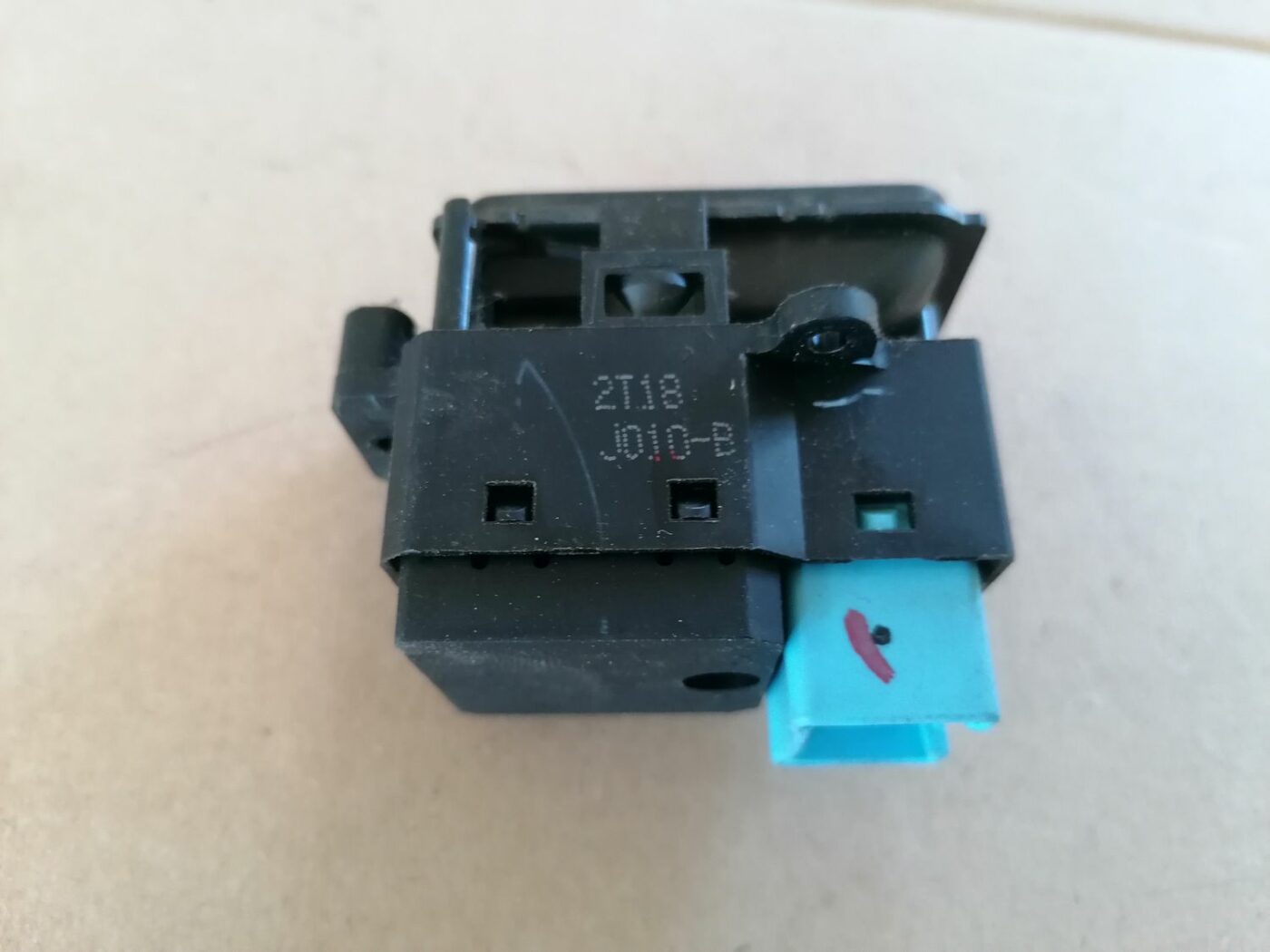 Stikla pacelšanas poga priekš HONDA ACCORD 2003 SILVER