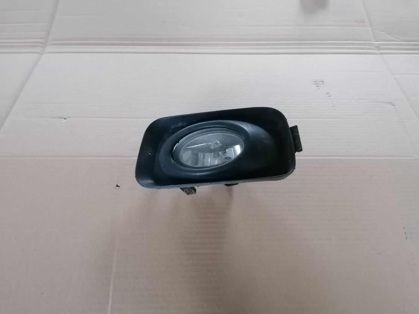 Miglas lukturis priekšā pa kreisi priekš HONDA ACCORD 2003 SILVER 1 Miglas lukturis priekšā pa kreisi priekš HONDA ACCORD 2003 SILVER