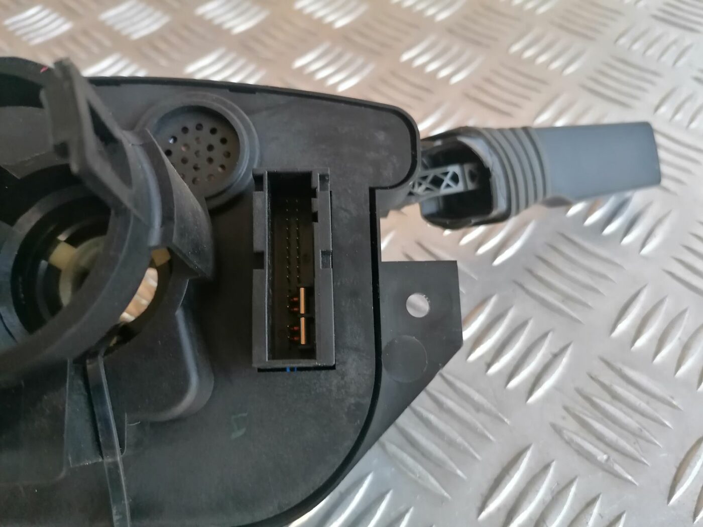 Stūres statnes slēdzis priekš OPEL VECTRA C 2002