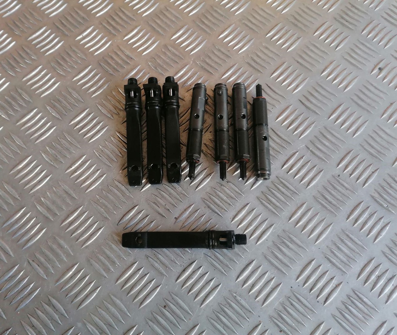 Degvielas smidzinātājs priekš OPEL VECTRA C 2002