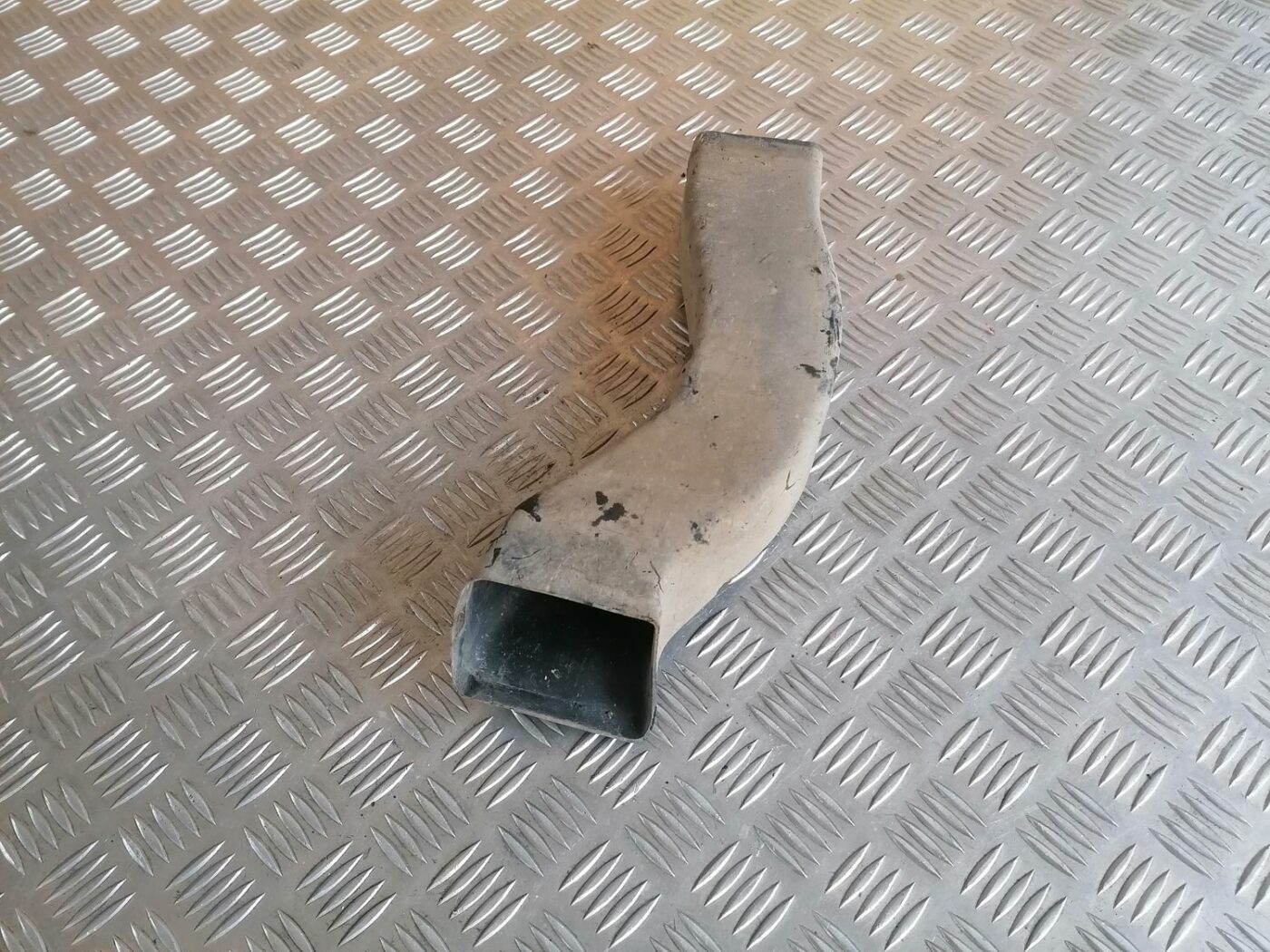 Gaisa vads priekš OPEL VECTRA C 2002