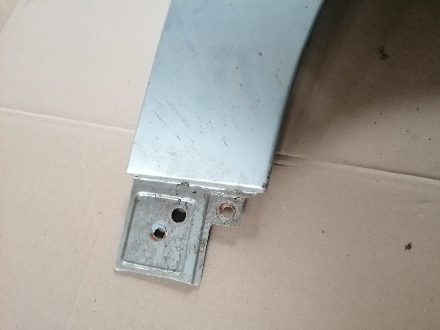 Priekšējais labais spārns priekš OPEL VECTRA C 2002 10 Priekšējais labais spārns priekš OPEL VECTRA C 2002