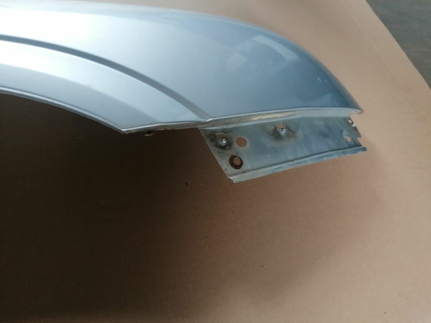 Priekšējais labais spārns priekš OPEL VECTRA C 2002 9 Priekšējais labais spārns priekš OPEL VECTRA C 2002