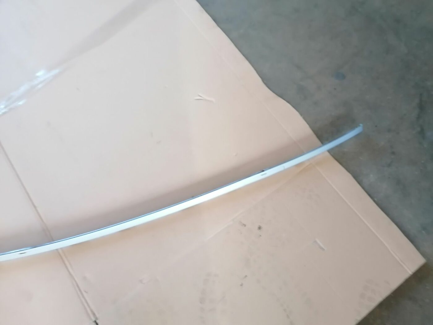 Jumta moldings priekš OPEL VECTRA C 2002 4 Jumta moldings priekš OPEL VECTRA C 2002