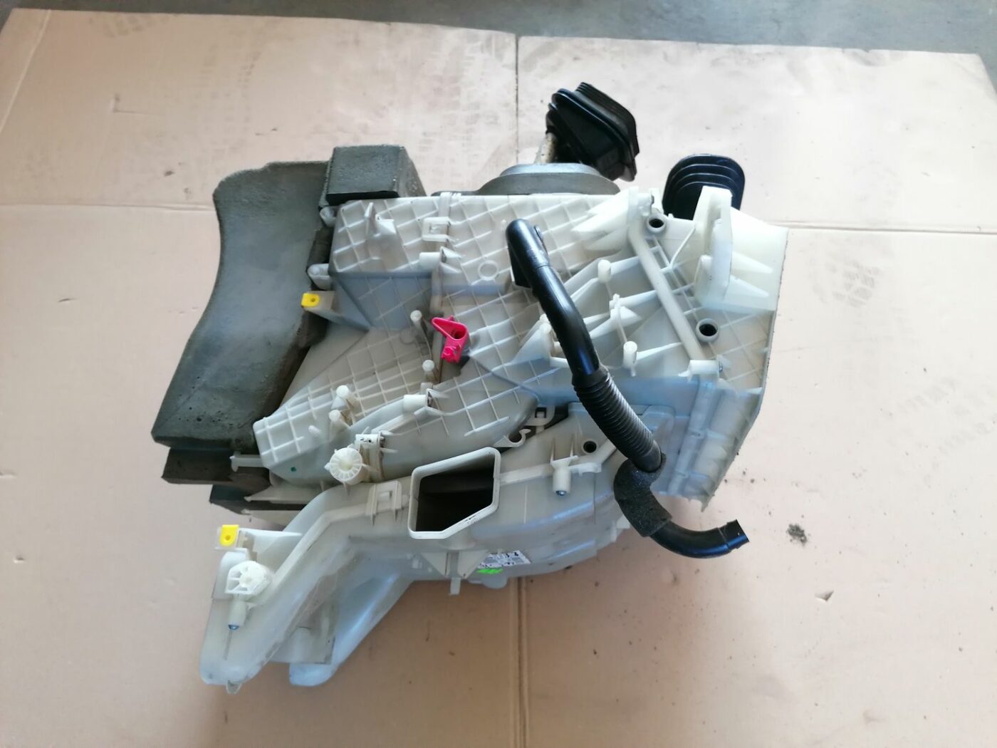 Salona sildītājs priekš OPEL VECTRA C 2002 4 Salona sildītājs priekš OPEL VECTRA C 2002