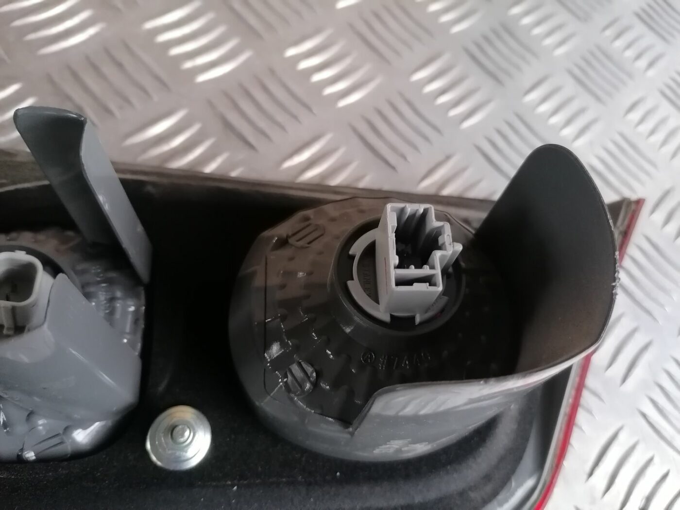 Bagāžnieka vāka labais lukturis priekš HONDA ACCORD 2008