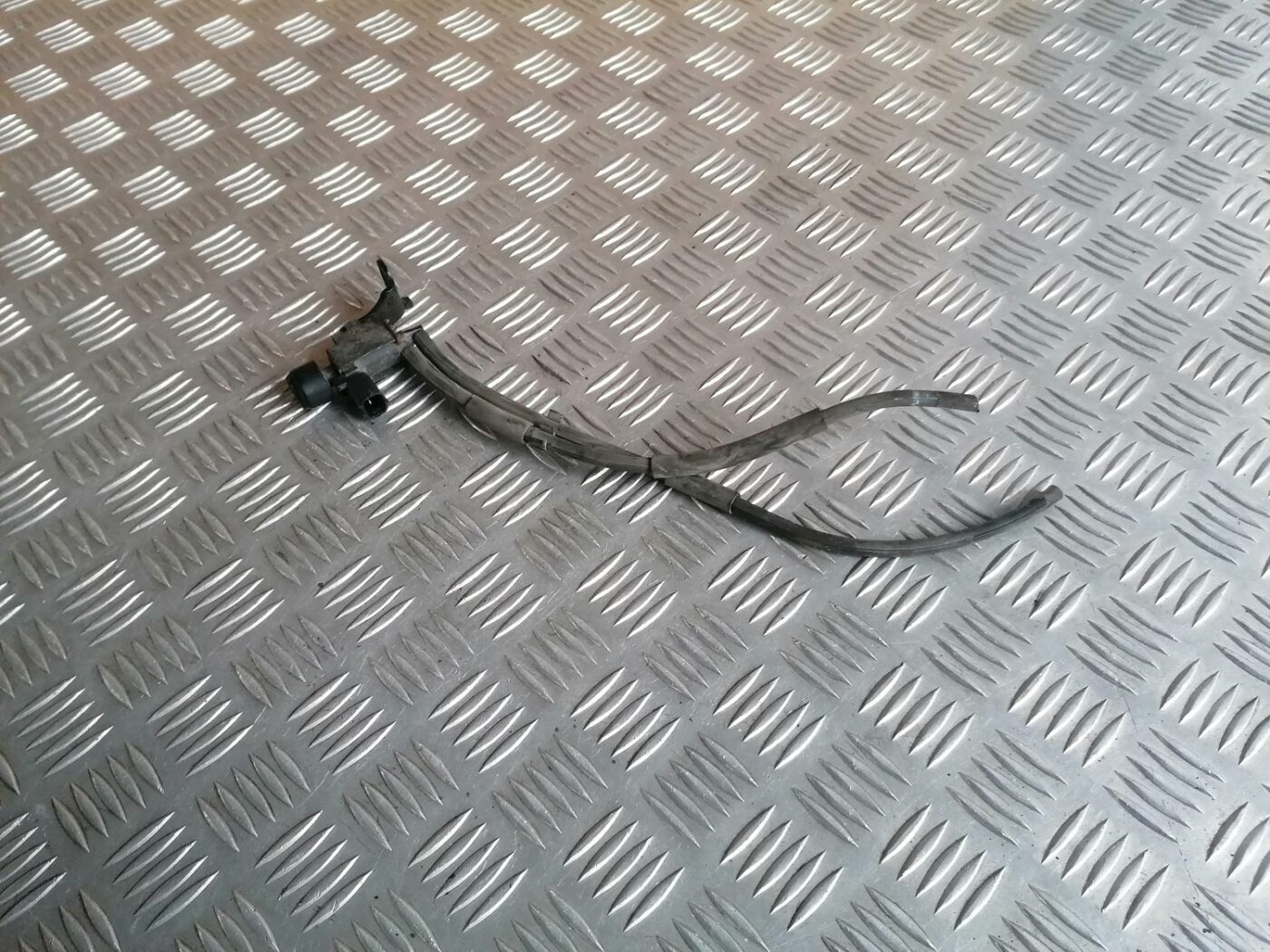 Solenoīda vakuuma vārsts priekš HONDA ACCORD 2008 1 Solenoīda vakuuma vārsts priekš HONDA ACCORD 2008