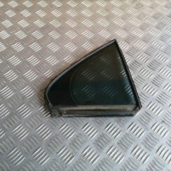 Labo durvju stūra stikls priekš HONDA ACCORD 2008