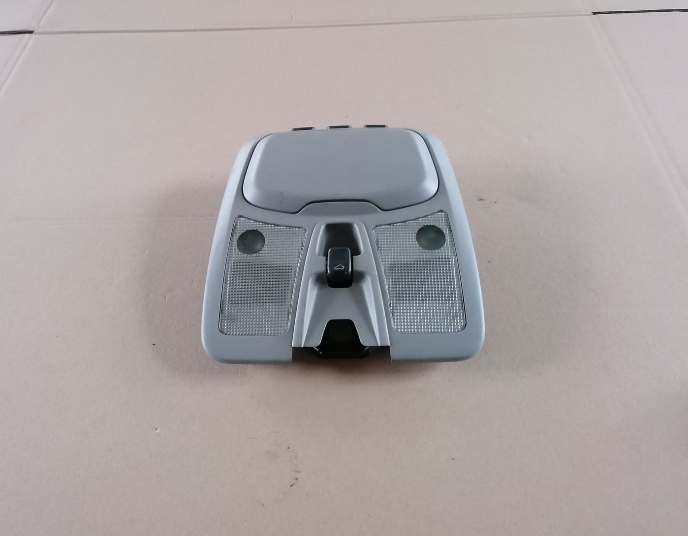 Salona apgaismojuma panelis priekš VOLVO S60 2004