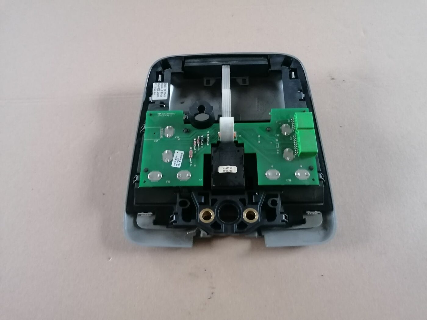 Salona apgaismojuma panelis priekš VOLVO S60 2004