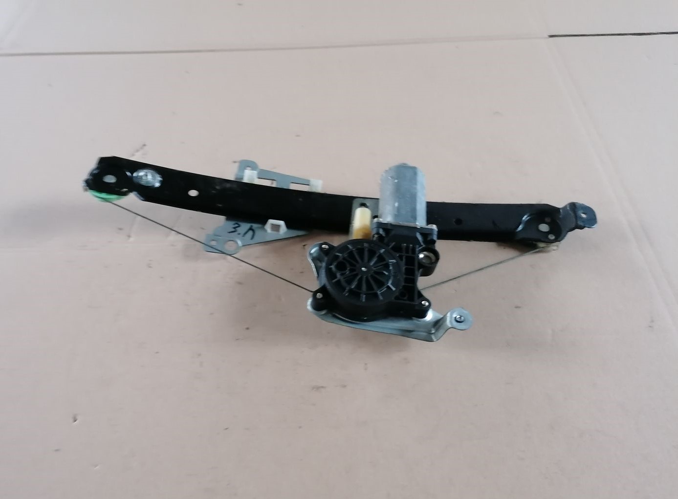 Stikla pacelšanas mehānisms aizmugurējais kreisais priekš VOLVO S60 2004