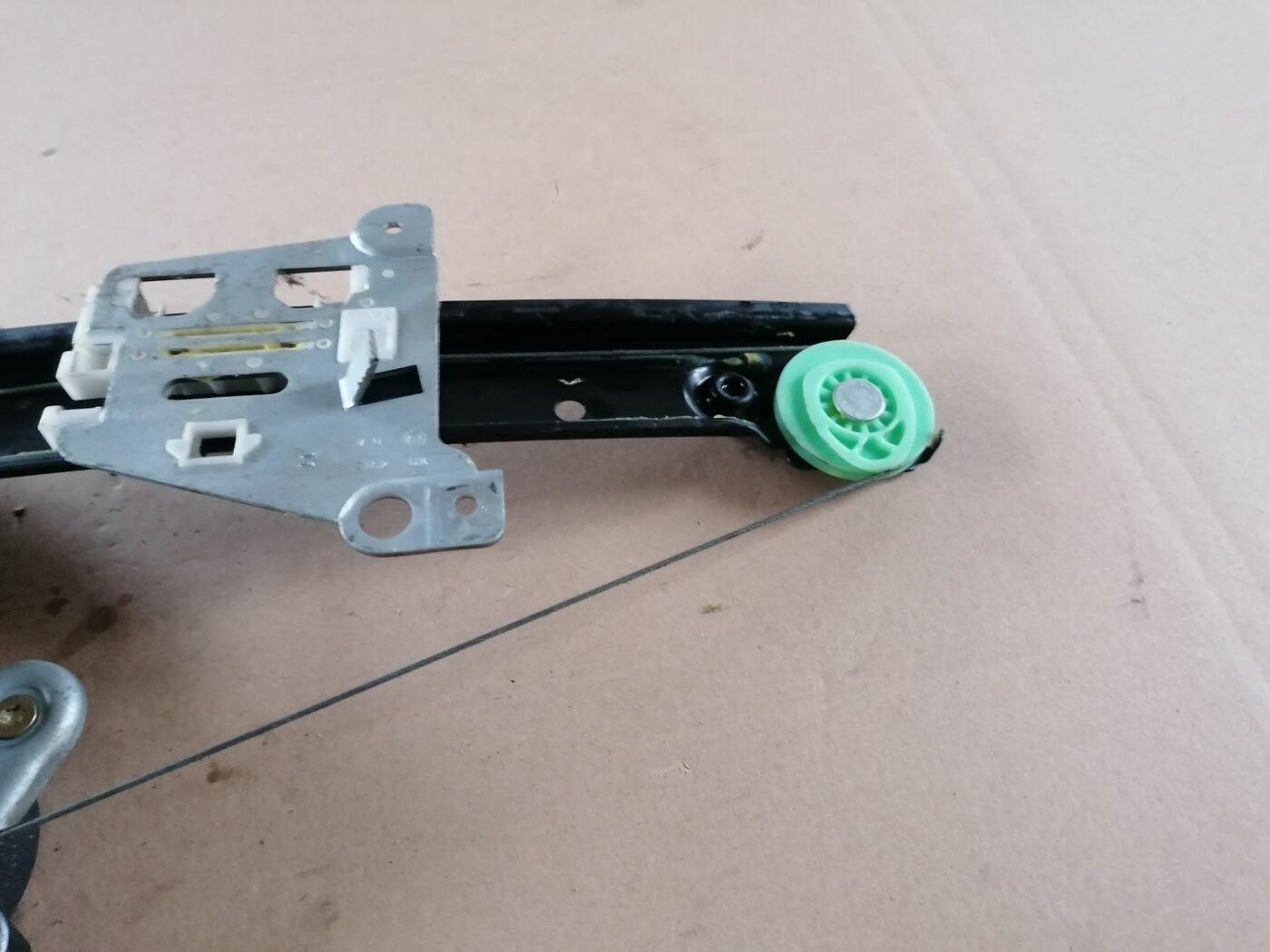 Stikla pacelšanas mehānisms aizmugurējais kreisais priekš VOLVO S60 2004