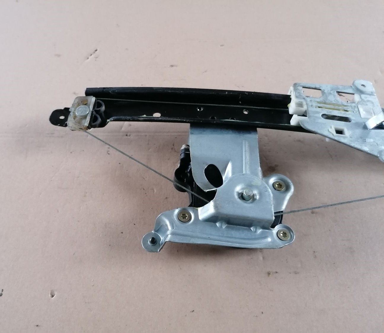 Stikla pacelšanas mehānisms aizmugurējais kreisais priekš VOLVO S60 2004