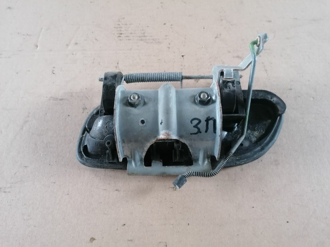 Aizmugurējāis labais durvju rokturis priekš VOLVO S60 2004