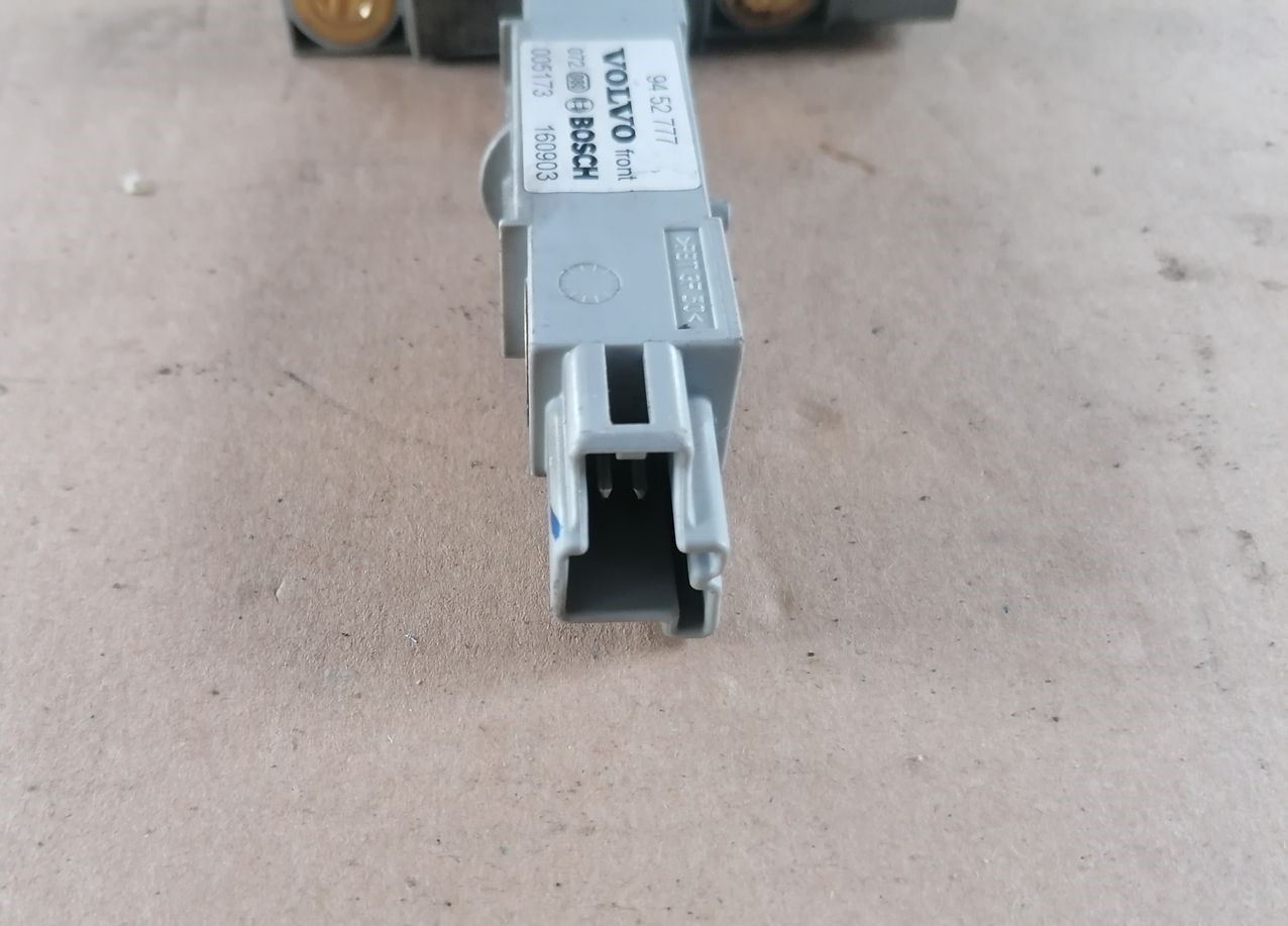 Drošības spilvena trieciensensors priekš VOLVO S60 2004 4 Drošības spilvena trieciensensors priekš VOLVO S60 2004