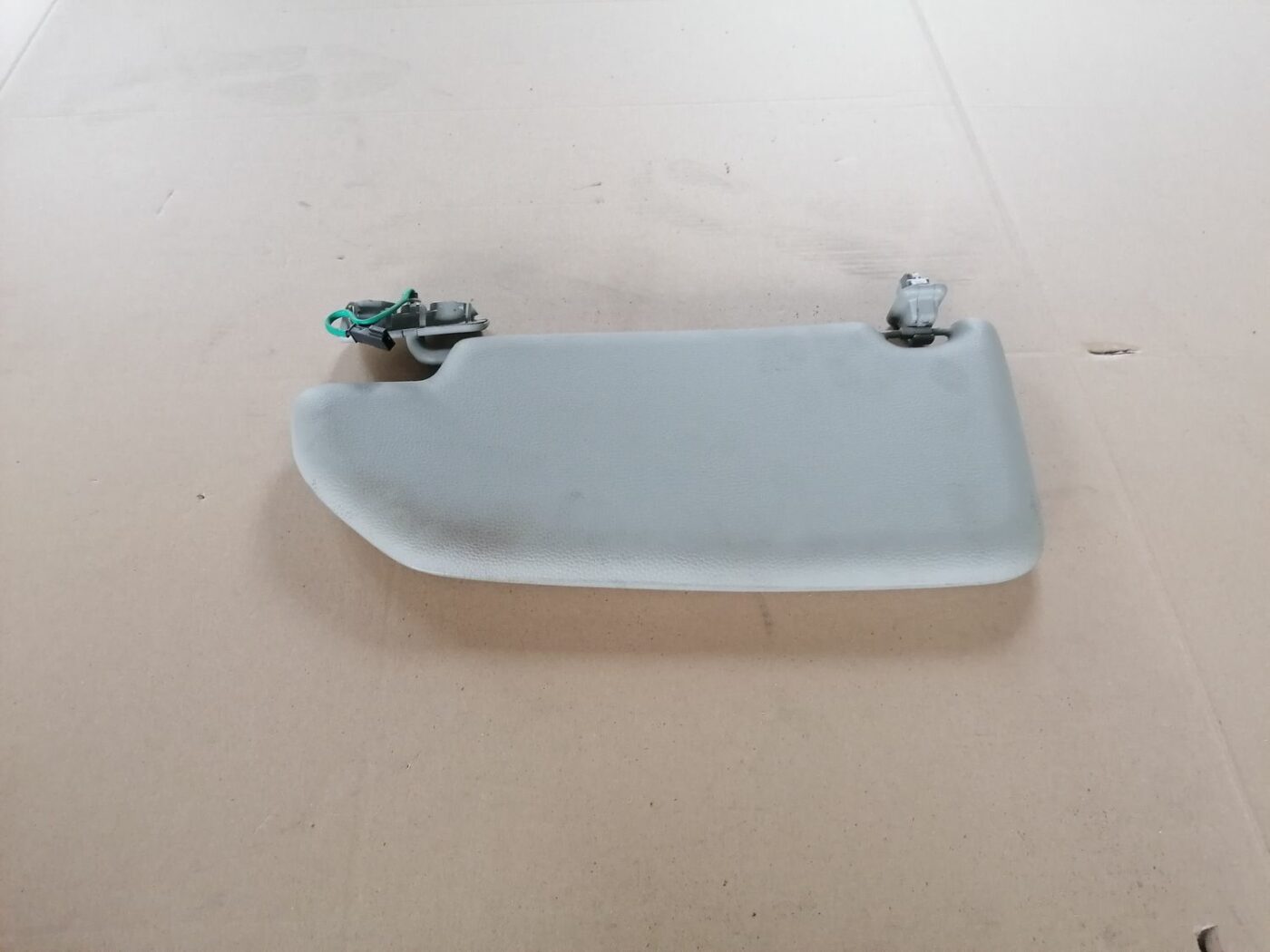 Saules aizsargs priekš VOLVO S60 2004 4 Saules aizsargs priekš VOLVO S60 2004